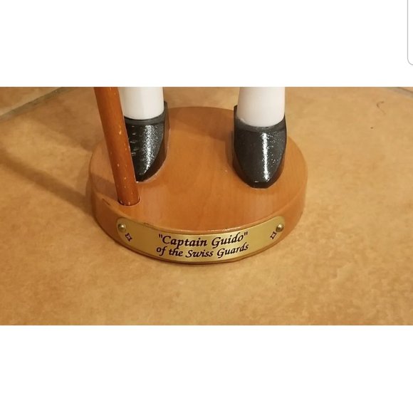 BOX GERMAN STEINBACH WOOD COLLECTORS CLUB CAPTAIN GUIDO SWISS GUARD NUTCRACKER - Picture 8 of 15